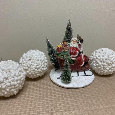 Light Up Santa Claus St Nick Figurine & Snowball Hanging Ornaments