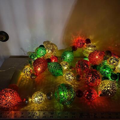Battery Operated Light Up Holiday Christmas Bulb Garland