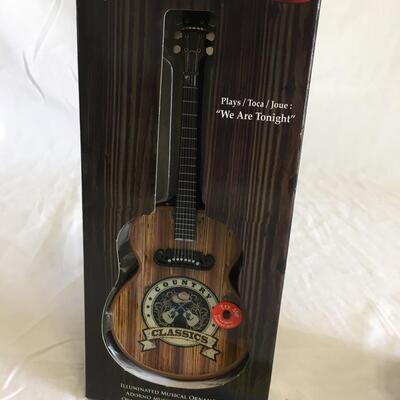 Country classic Guitar Ornament