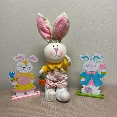 Easter Bunny Holiday Springtime Decor