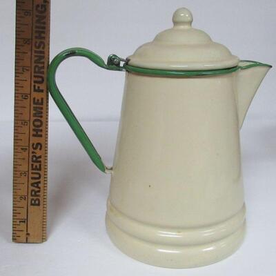Enamelware Coffee Pot, Aluminum Oak Pattern Cake Saver