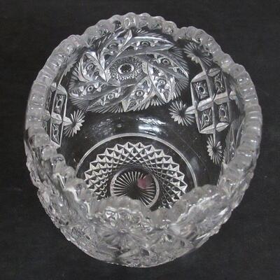 Pretty Vintage Pattern Glass Small Vase/Rose Bowl