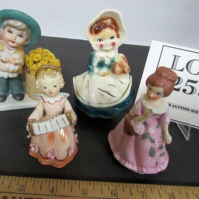 Lot of 4 Vintage Figurines