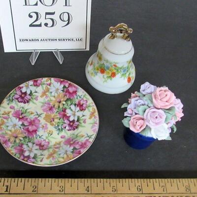 Lot of Misc China