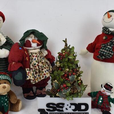 Christmas Decor: 3 Large snowmen stuffed with small Christmas tree