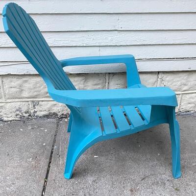 BLUE PLASTIC ADIRONDACK CHAIR