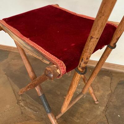 Antique English Child's Lawn Folding Lawn Chair