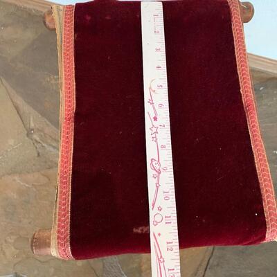 Antique English Child's Lawn Folding Lawn Chair