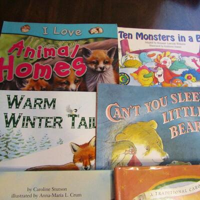 LOT 45 BOOKS FOR YOUNG CHILDREN