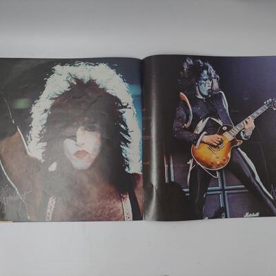 KISS CASABLANCA DOUBLE LP RECORD SET WITH LOTS OF EXTRAS