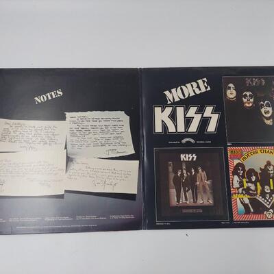 KISS CASABLANCA DOUBLE LP RECORD SET WITH LOTS OF EXTRAS