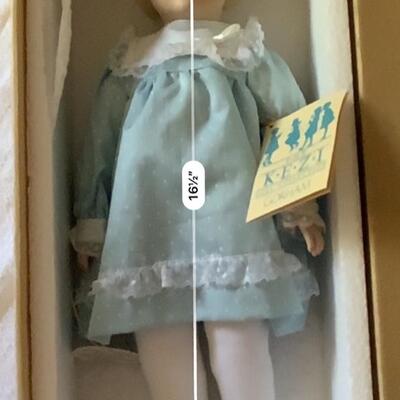 Kazi Doll Collection - Grace GK 1006 #33