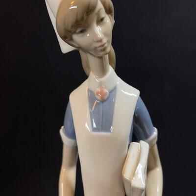 Lladro Porcelain Nurse 14" an admirable health worker