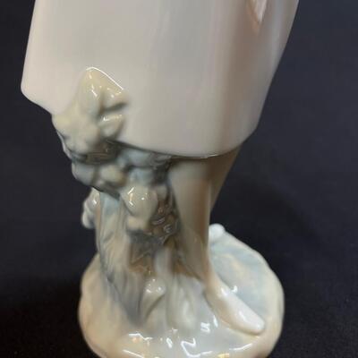 Lladro Porcelain Nurse 14" an admirable health worker