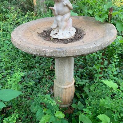 Vintage Heavy Duty Concrete Bird Bath w/ frog