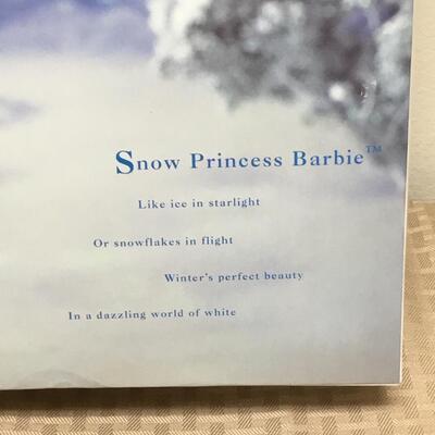 Mattel 1994 Snow Princess Barbie Enchanted Seasons Collection