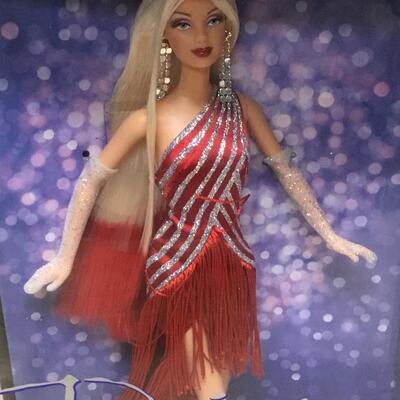 Mattel Barbie Red Hot Diva Collection NRFB