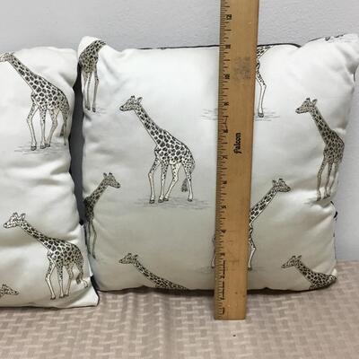 Giraffe Pattern Small Throw Pillows