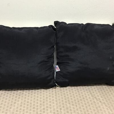 Giraffe Pattern Small Throw Pillows