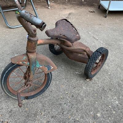 Vintage Tricycle Yard & Garden Decor
