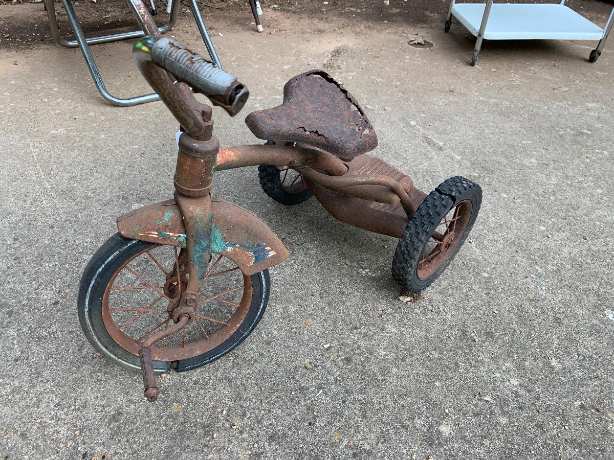 Vintage Tricycle Yard & Garden Decor