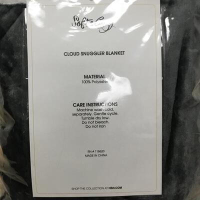 HSN Soft & Cozy Grey Fleece Throw Blanket