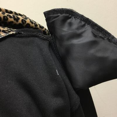 Black Zip Front Leopard Print Trim Light Weight Jacket Tunic Susan Graver Style 1x