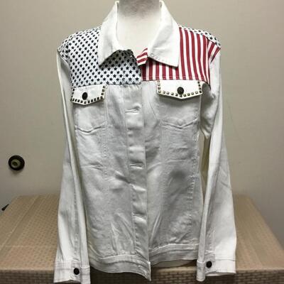 Patriotic Stars & Stripes White Button Front Jacket DG2 Diane Gilman Size 1X