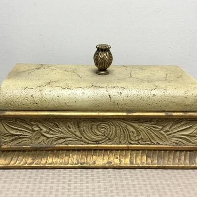 Large Lidded Jewelry Storage Box