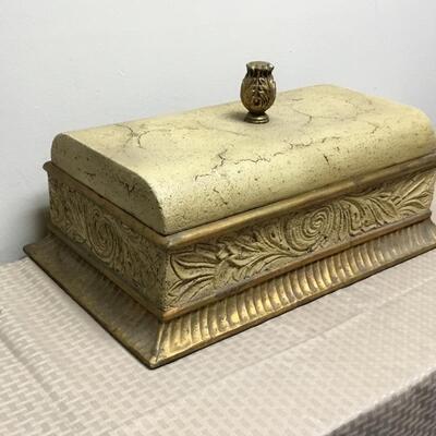 Large Lidded Jewelry Storage Box