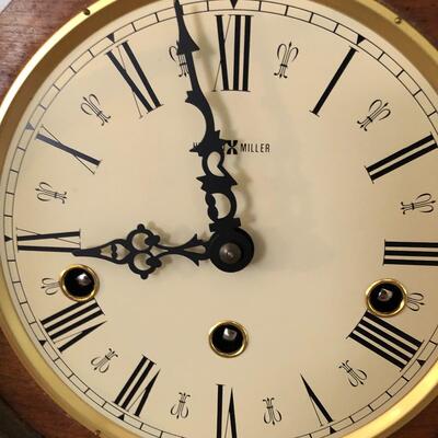 Howard Miller Mantle Clock ( FR-MG )