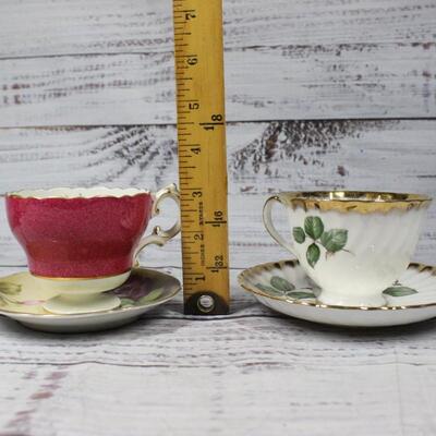 Vintage Leaf Roses Teacup Saucer Set