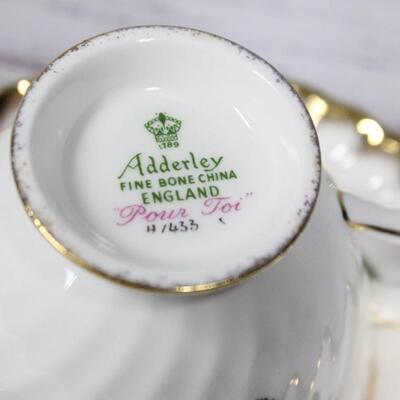 Vintage Leaf Roses Teacup Saucer Set