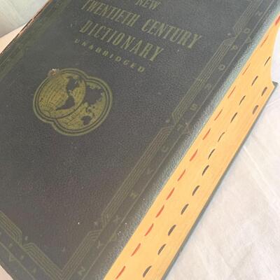 The New 20th Century Dictionary 1941 (HUGE)