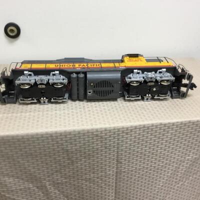 Union Pacific G scale EMD GP9 Diesel Locomotive Train R22106