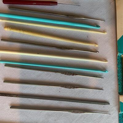 Lot of Specialty knitting, tatting and crochet needles +++