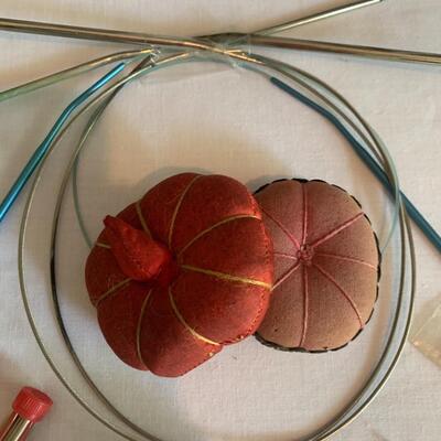 Lot of Specialty knitting, tatting and crochet needles +++