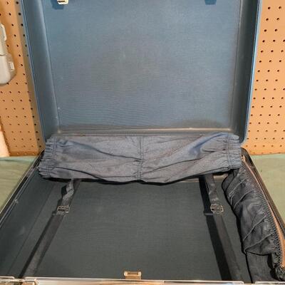 Aurora World Traveller Suitcase