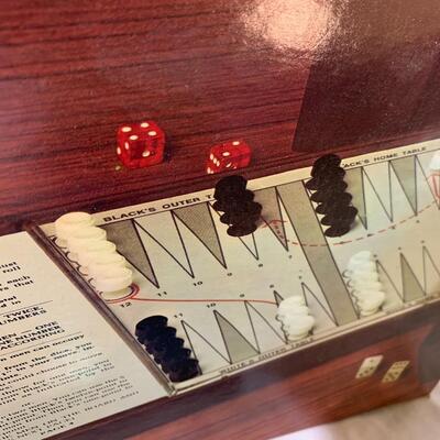 Backgammon Tutor/Poker Chip Lot