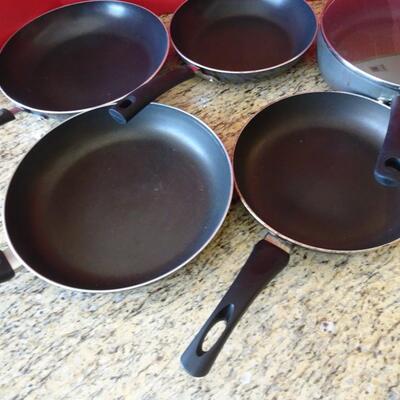 LOT 786. COLLECTION OF PANS