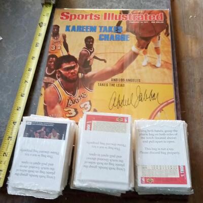 LOT 174            MORE BASKETBALL CARDS AND JABBAR COLLECTABLE