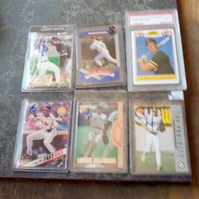 LOT 180     SIX COLLECTABLE BASEBALL CARDS