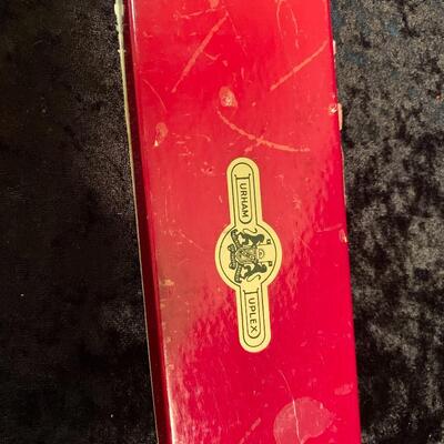 Vintage collection of shaving gear
