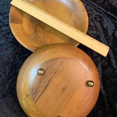 Dill Pickle Crock, Pig Trivet l and (2) footed wood bowls