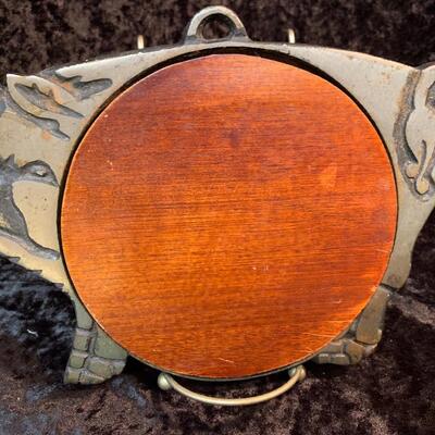 Dill Pickle Crock, Pig Trivet l and (2) footed wood bowls