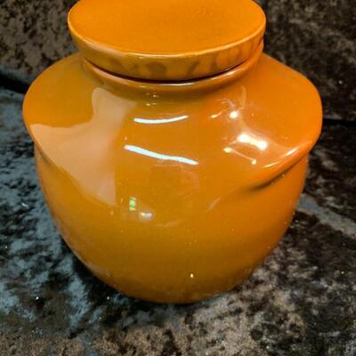 Dill Pickle Crock, Pig Trivet l and (2) footed wood bowls