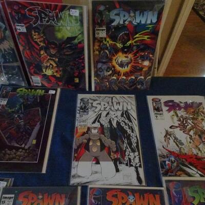 LOT 866. COLLECTION OF SPAWN COMIC BOOKS.