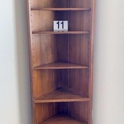 LOT#11B1: Ethan Allen Corner Shelf