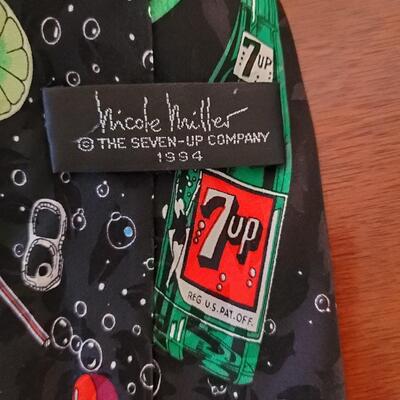 7-Up Tie - by Nicole Miller