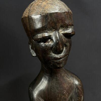 Vintage Carved Tanganyika African Figure w Endearing Face